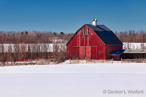 Red Barn In Snowscape_14603.jpg - Photographed near Smiths Falls, Ontario, Canada.